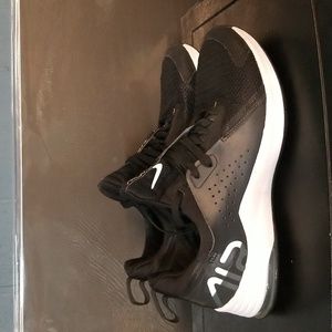 NIKE AIRMAX BELLA 3 TRAINERS